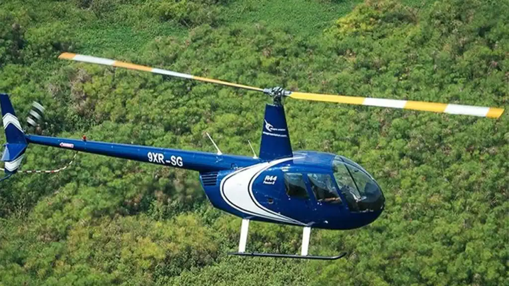 Fly-In Luxury Gorilla Trekking Rwanda Luxury Fly-In Gorilla Trekking in Rwanda 2026 – One&Only Gorilla’s Nest Experience